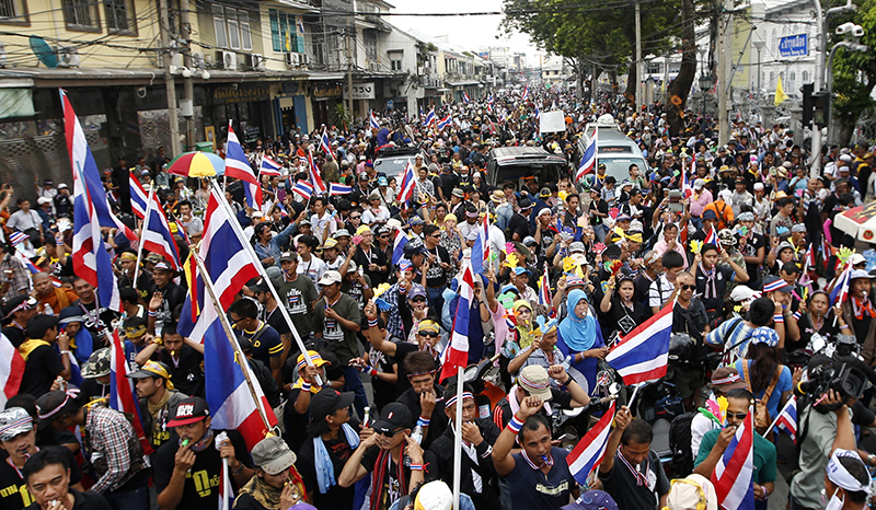 Таиланд два месяца будет жить в режиме ЧП