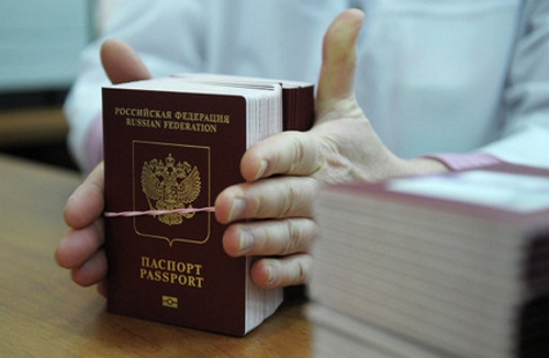 ЕС вновь заверил, что визовые санкции к российским туристам вводить не будет