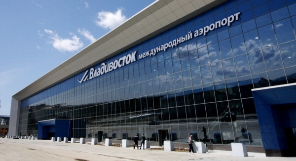 Иностранцам разрешат сидеть в аэропорту Владивостока без виз