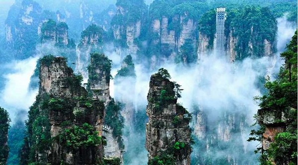 Природные парки Китая: страна парящих гор